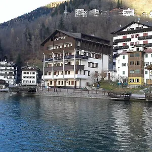 Italia , Alleghe Italia